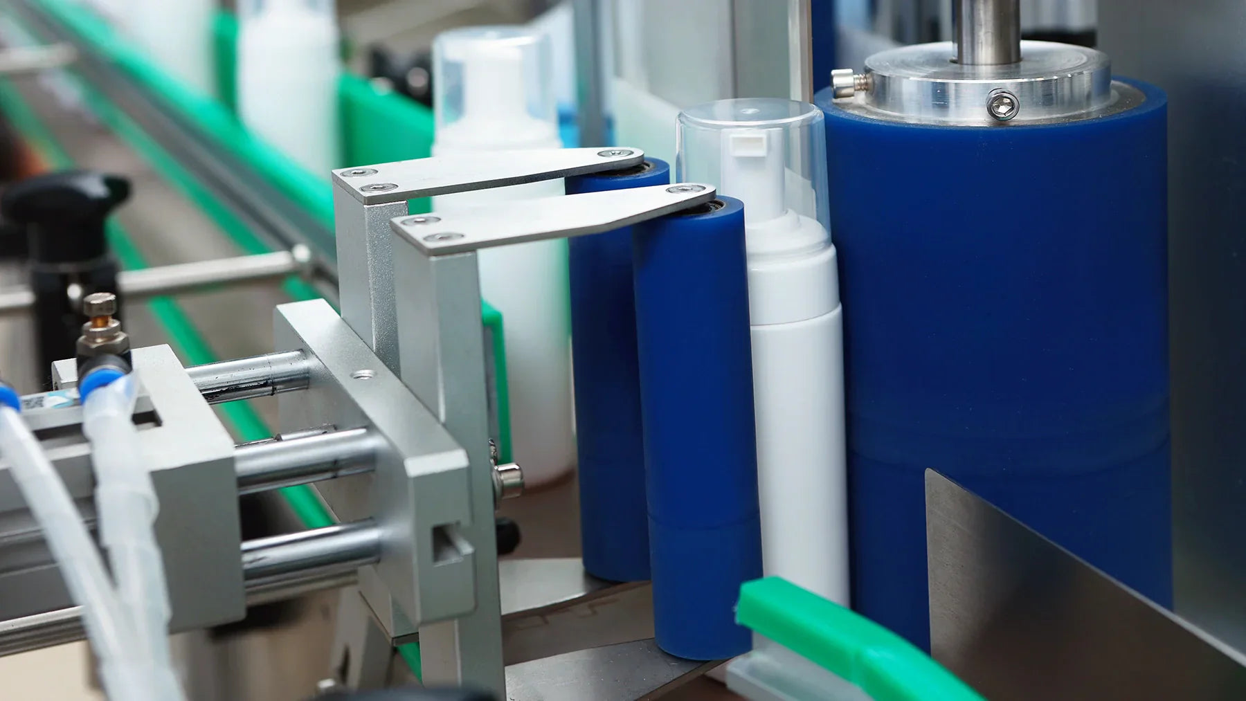 The Complete Guide to Cosmetic Contract Manufacturing